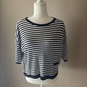 Eileen Fisher Black and White Striped Top 100% Organic Linen size petite medium